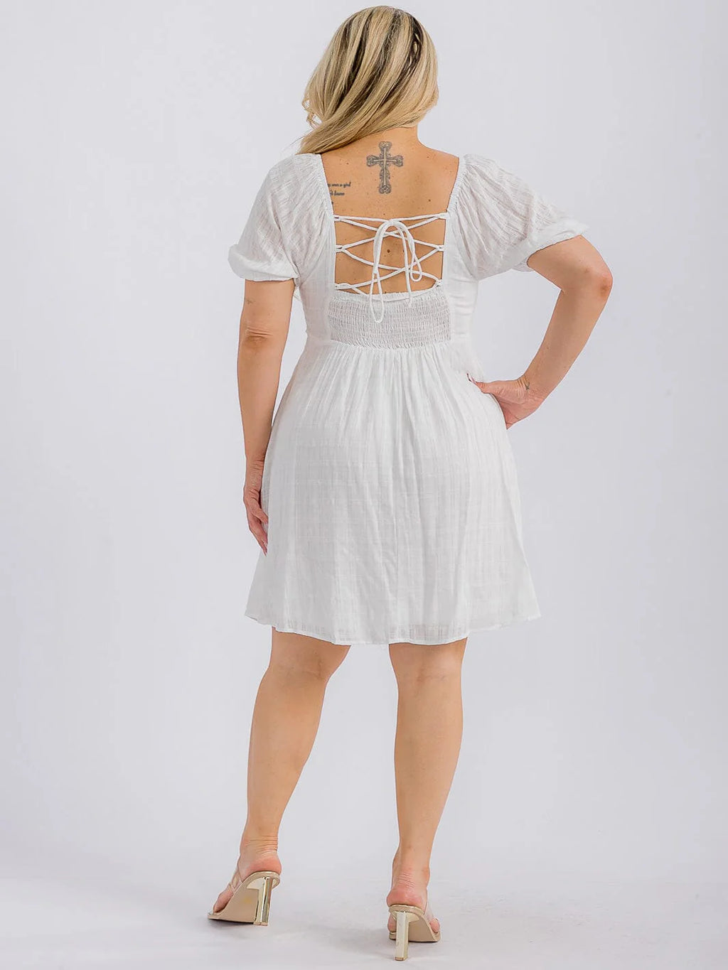 Plus Size Short Sleeve V-Neck Smock Open Mini Dress