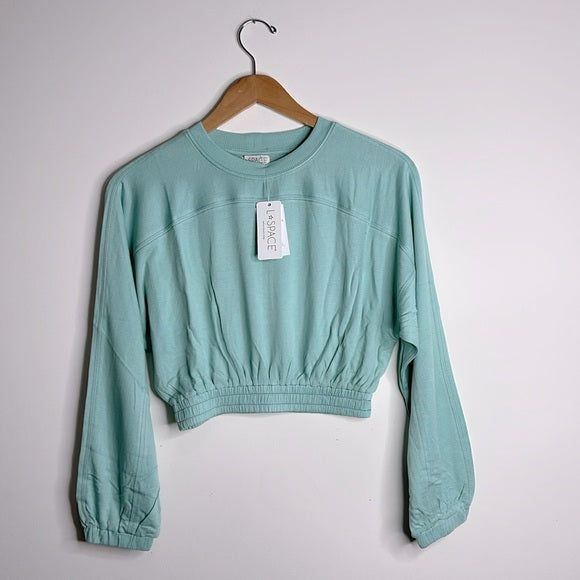 L' Space Day Tripper Pull Over