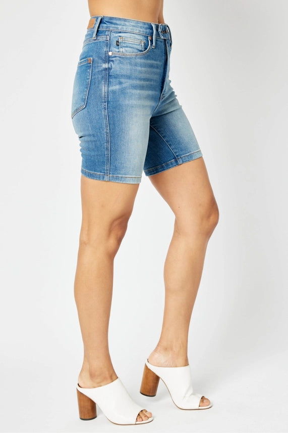 Judy Blue Midrise Cuffed Shorts